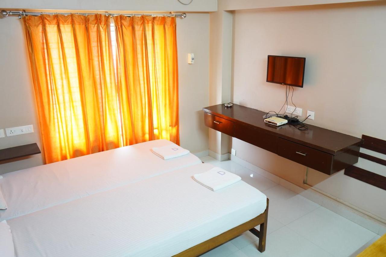 Sangeetha Tourist Home Thiruvananthapuram Zewnętrze zdjęcie